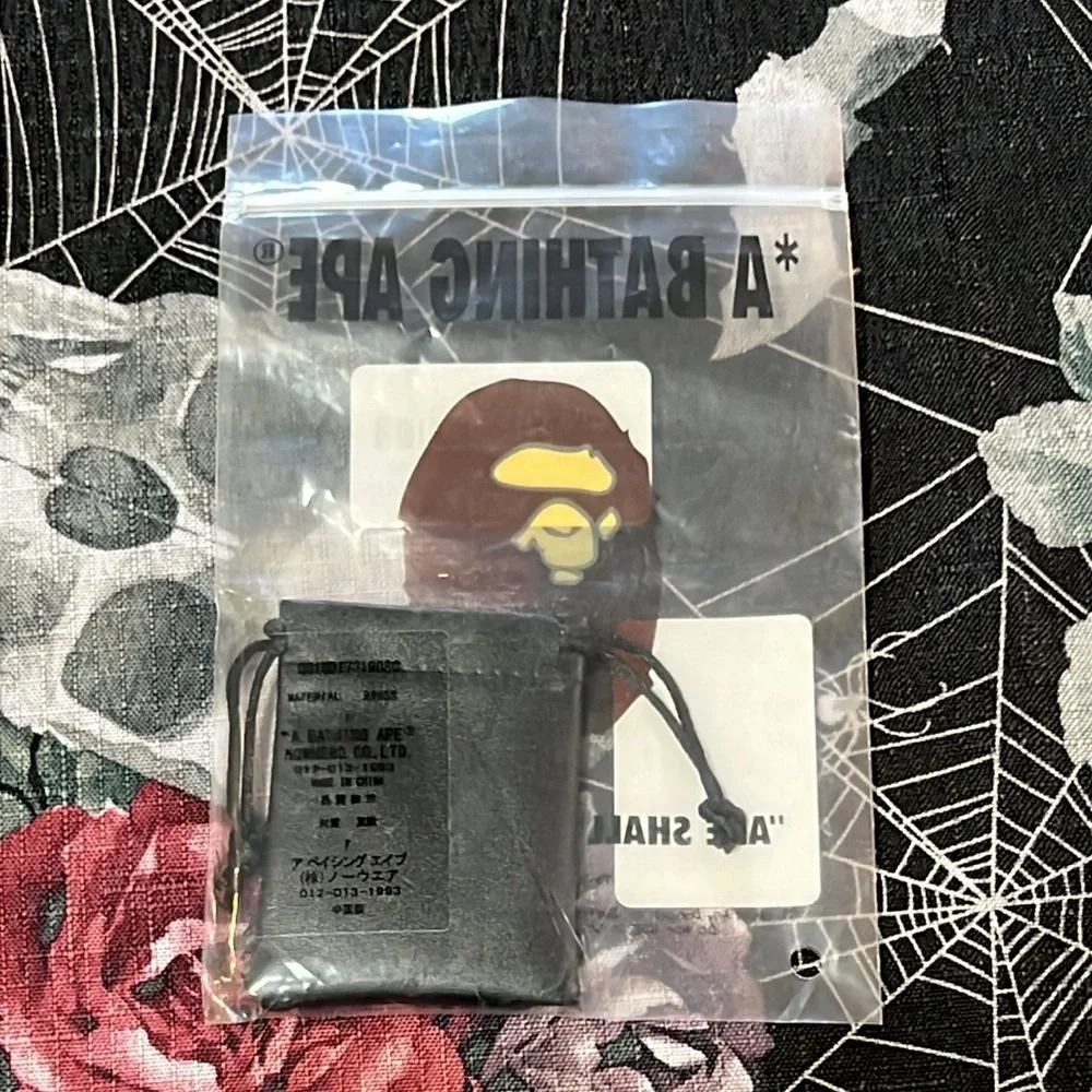 NWT 2022 BAPE x OVO OCTOBERS VERY OWN DRAKE APE HEAD GOLD MONEY CLIP RARE